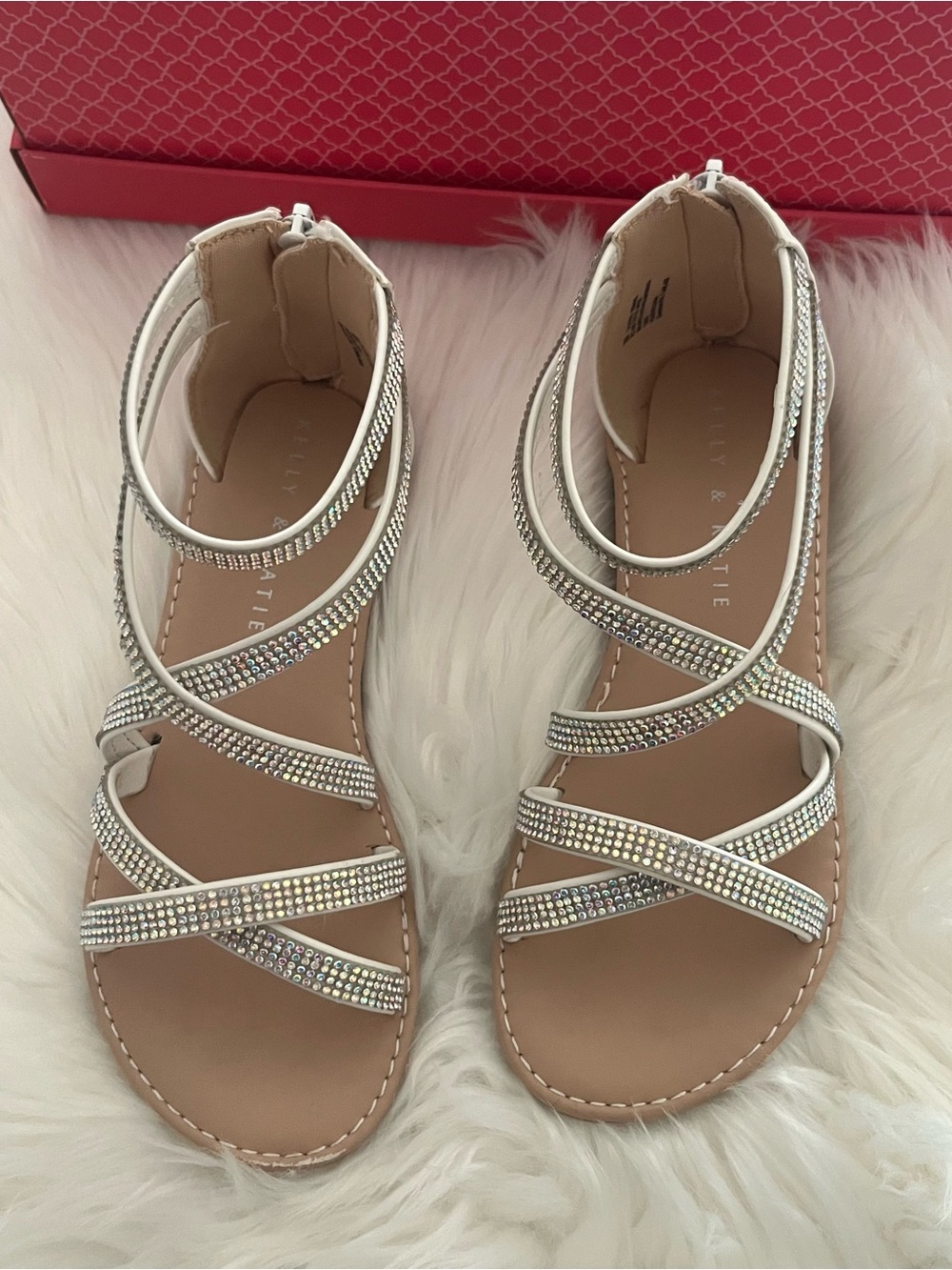Kelly & Katie Girls White & Silver Rhinestone Strappy Sandals w/ Tan Bottom. EUC